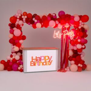 Backdrop Pak32 Free Standing Garland, Streamer Feature, Neon Sign & Personalised